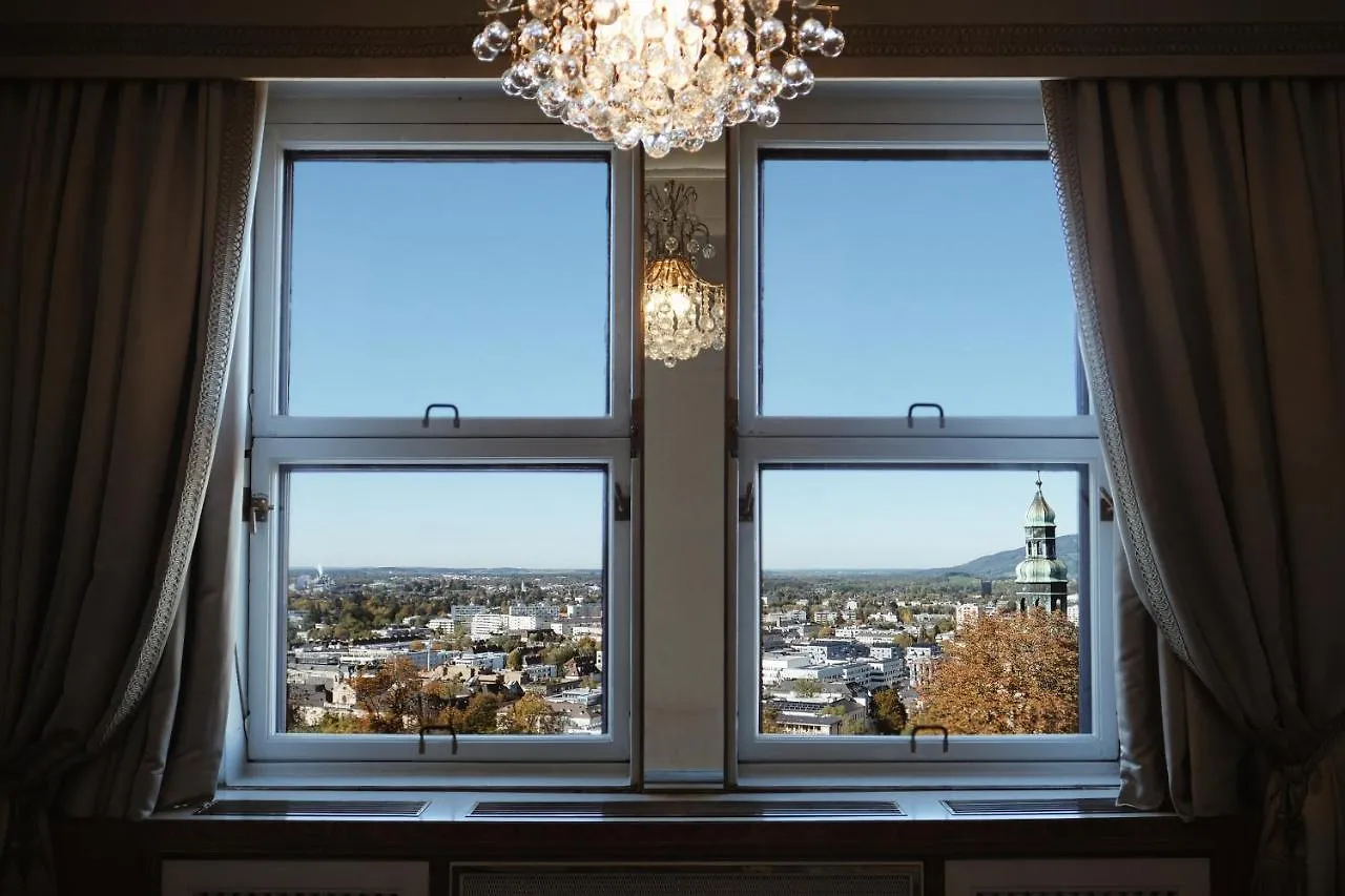 *****  Hotel Schloss Moenchstein Salzburg Østrig