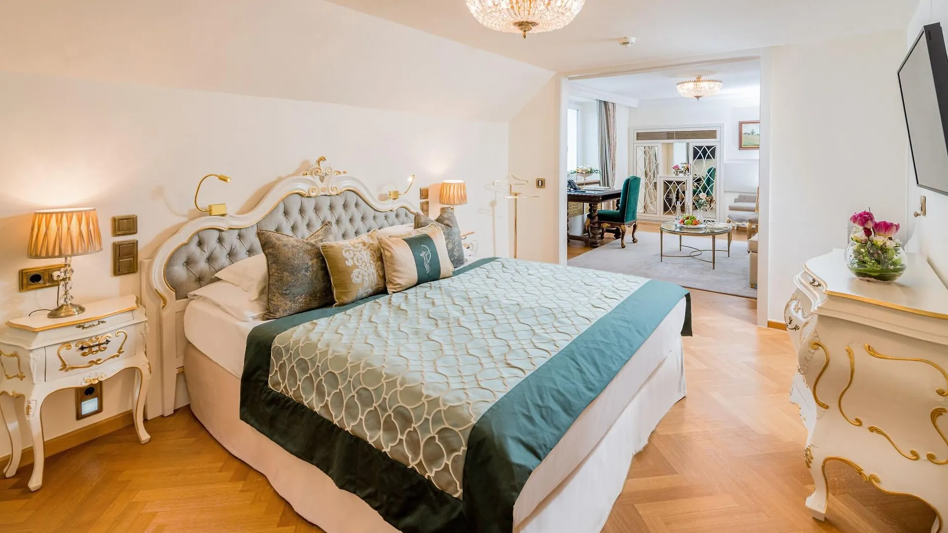 Hotel Schloss Moenchstein Salzburg