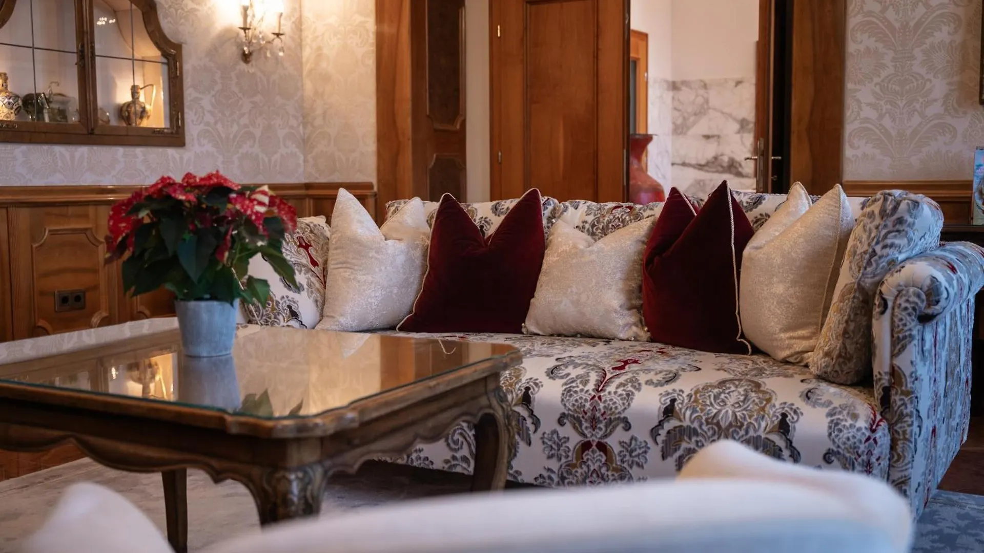Hotel Schloss Moenchstein Salzburg