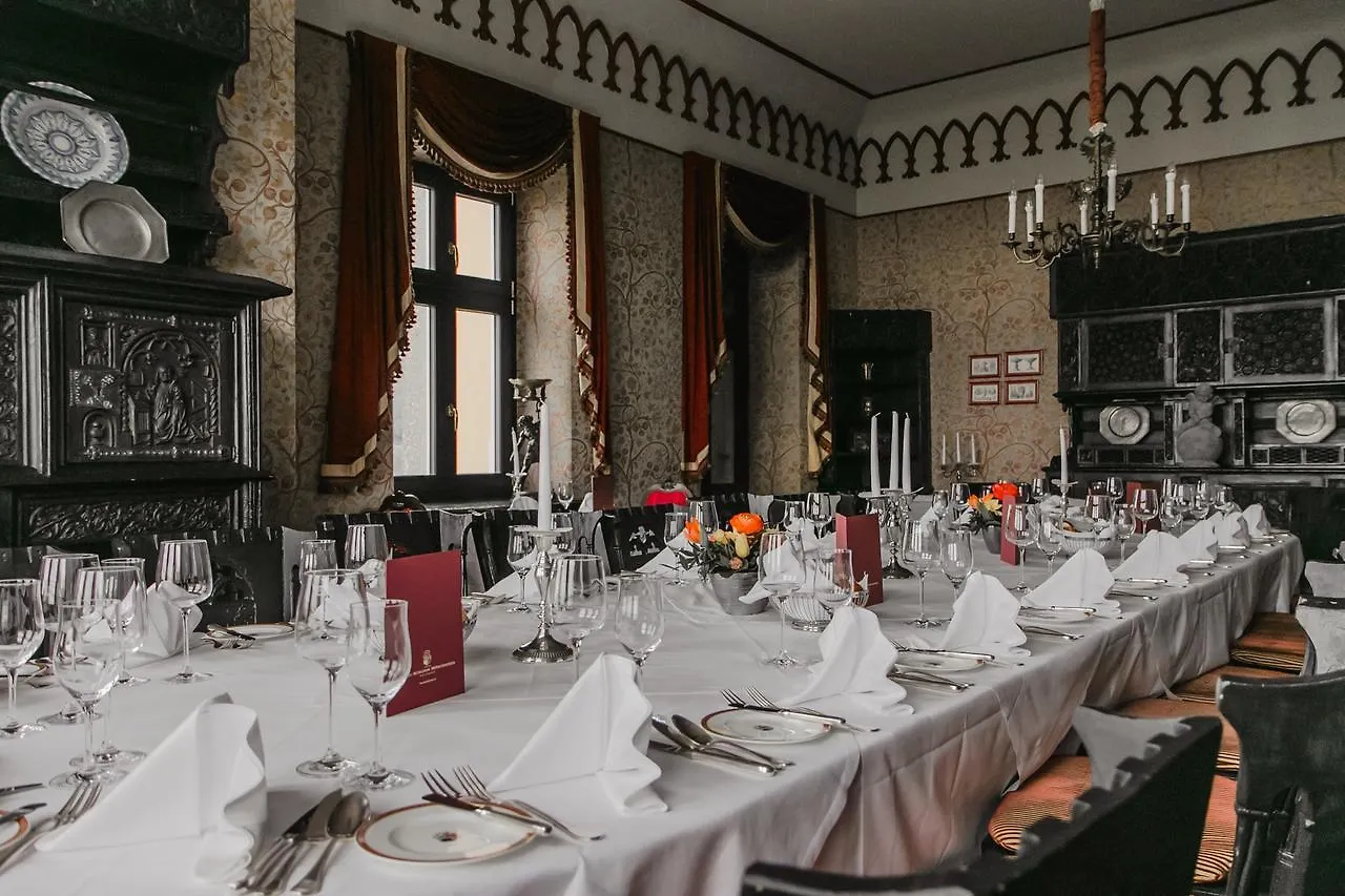 Hotel Schloss Moenchstein Salzburg